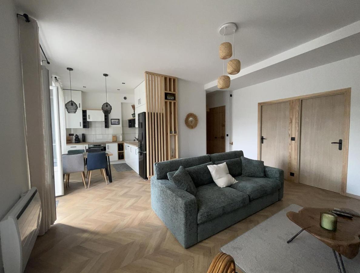 Carnot Place Bourgoin-Jallieu Esterno foto